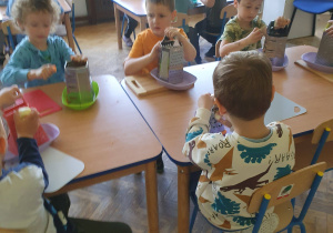 Grupa III robi surówkę