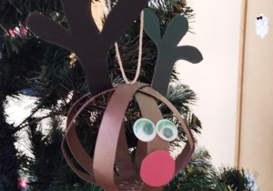 ozdoba choinkowa renifer z papieru